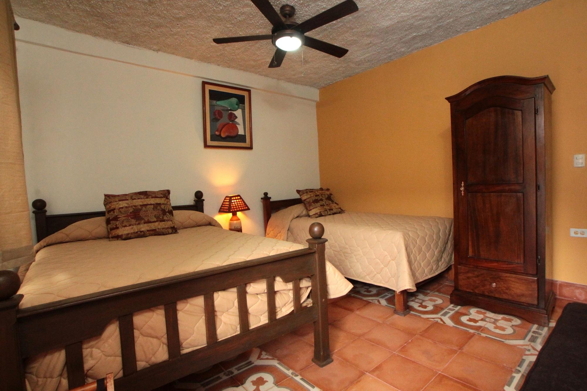 Hotel Cordoba Granada Eksteriør billede
